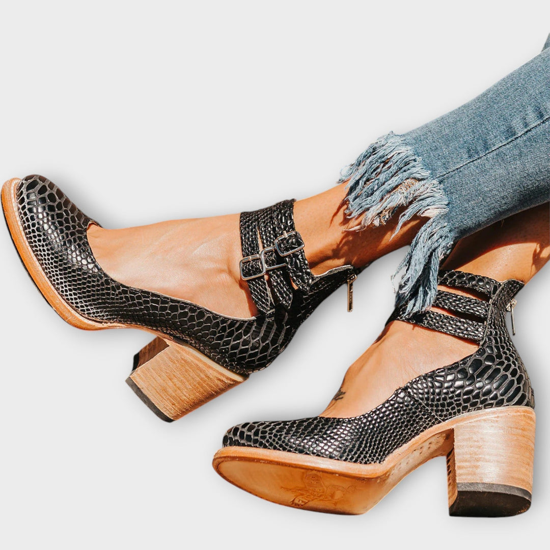 Bianca | Tacones de tres tiras con tacón ancho