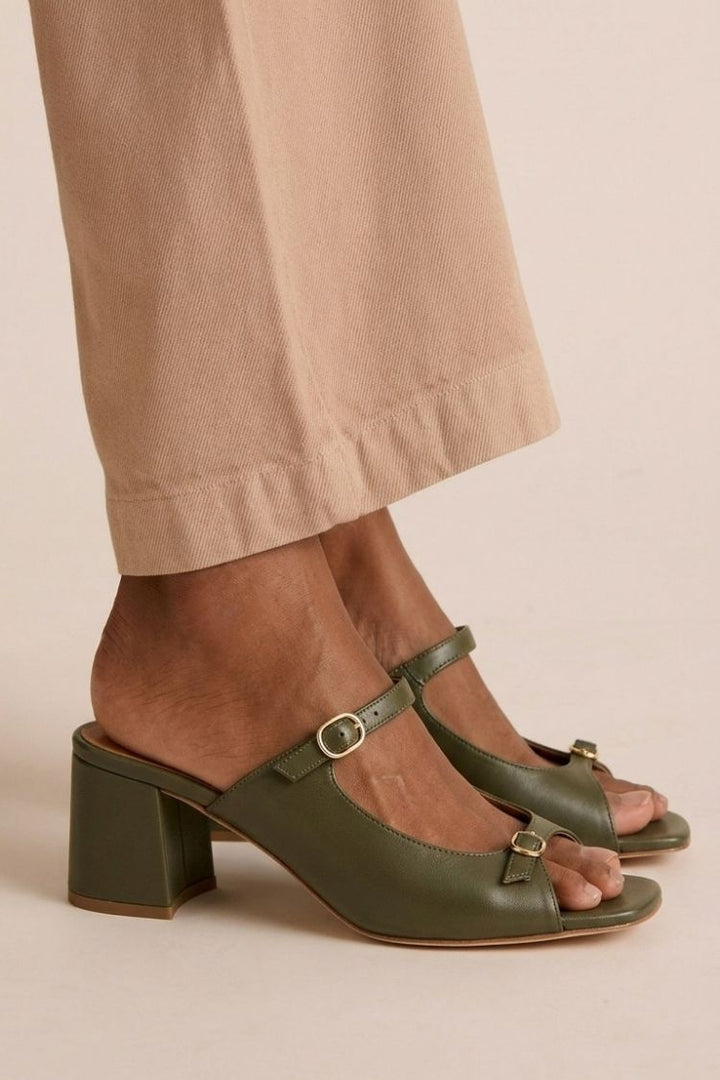 Victoria™ | Sandalias Elegantes Riviera