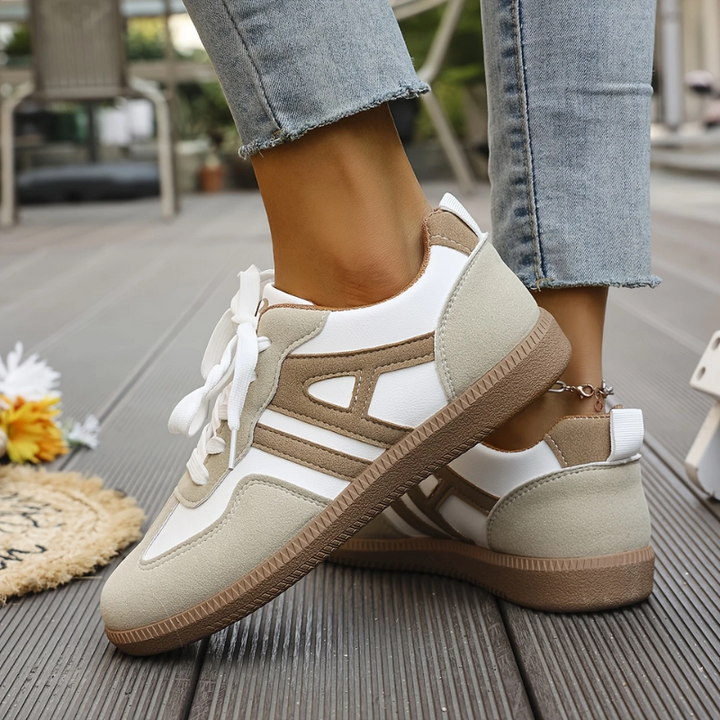 Lara | Zapatillas bicolor con horma ancha
