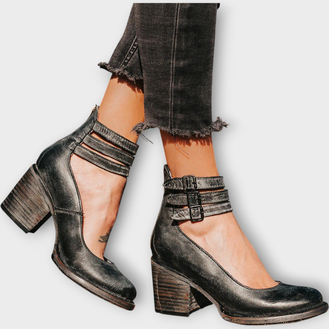 Bianca | Tacones de tres tiras con tacón ancho