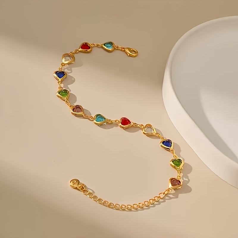 Valeska | Pulsera fina con silueta de corazón y acabado dorado