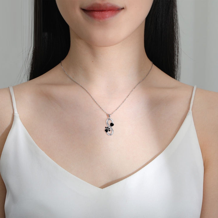 Collar con Símbolo Infinito Corazones Huella