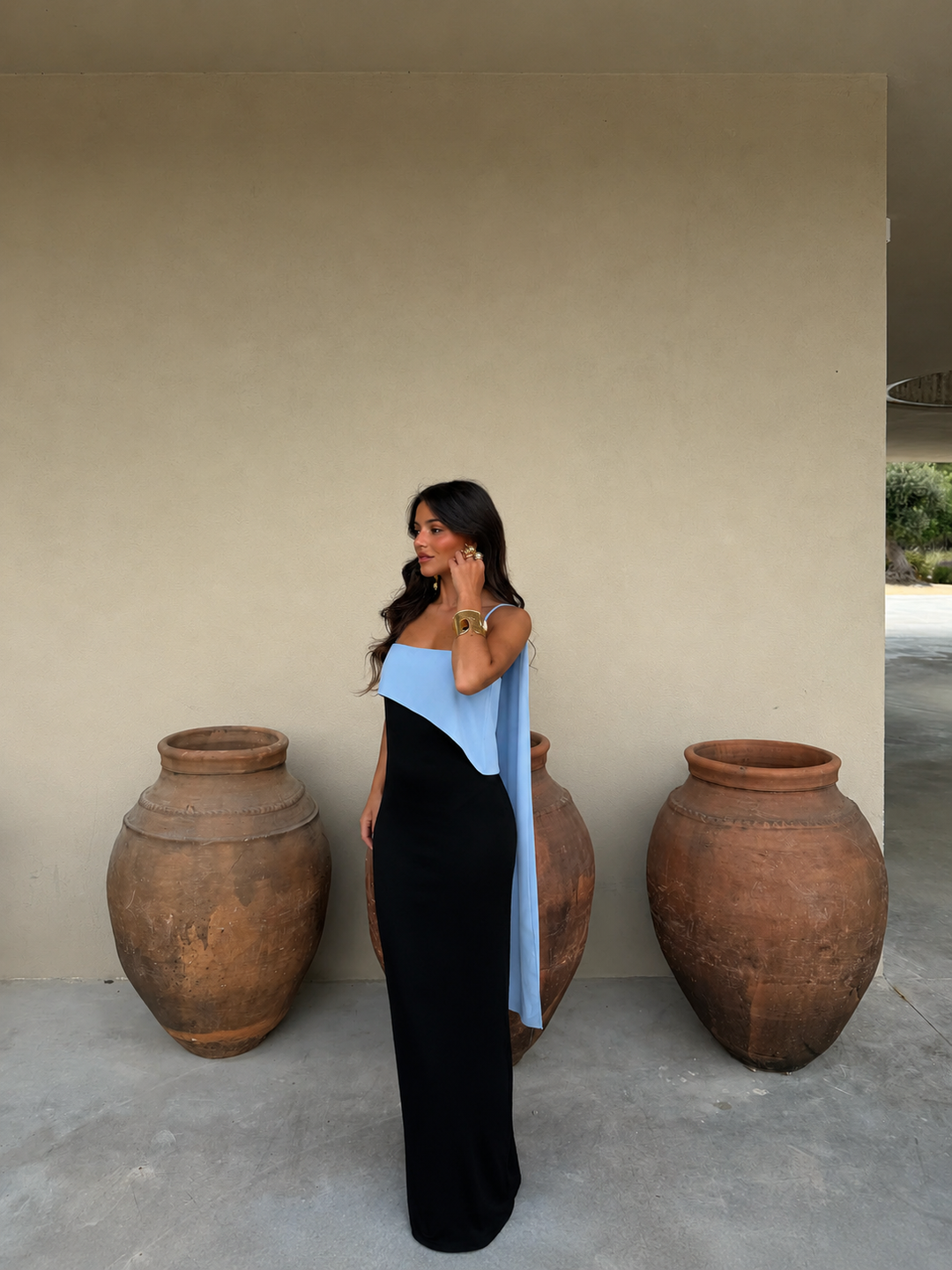 Joanna | Vestido en negro y azul