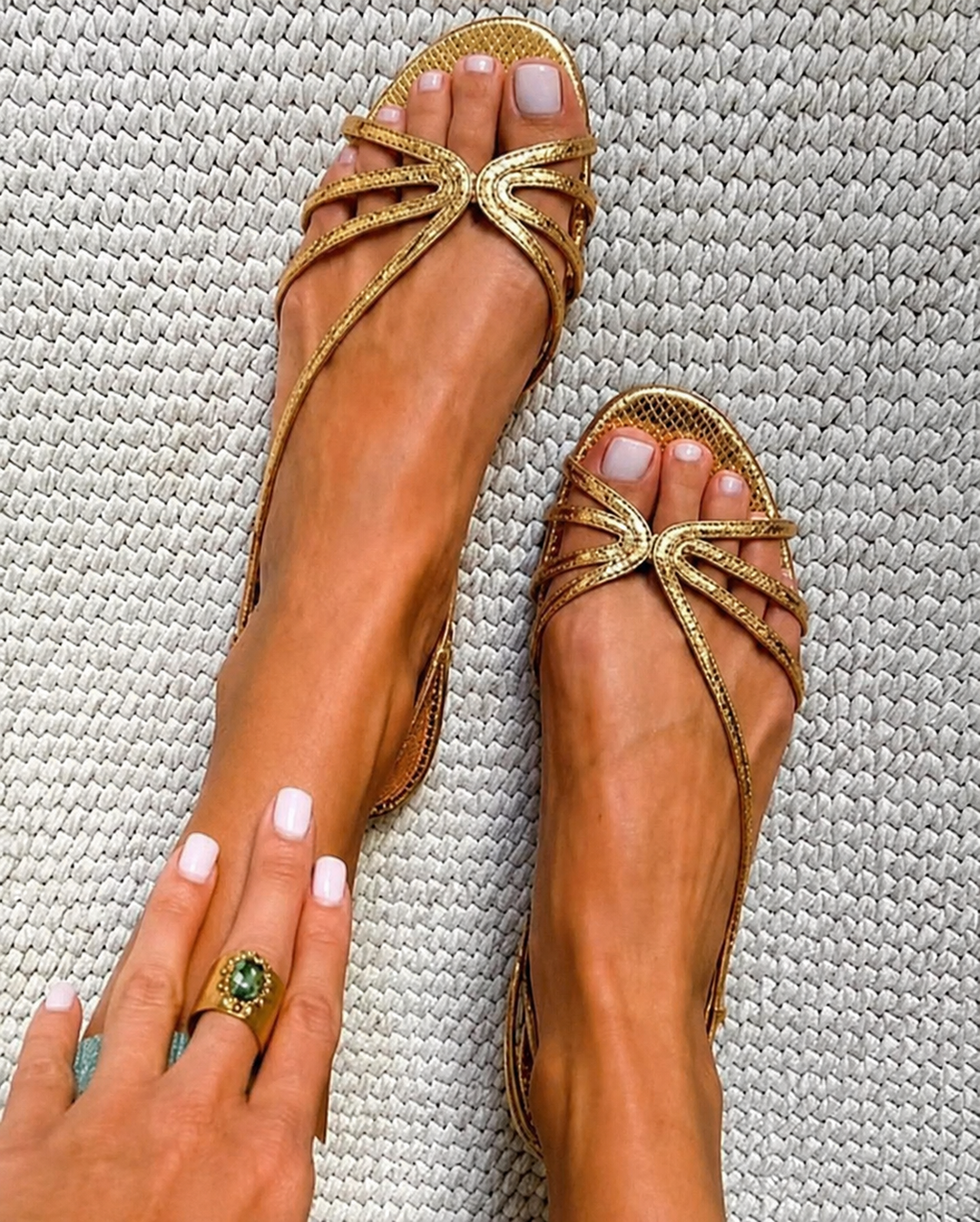 Ginevra™ | Sandalias Doradas de Elegancia Veraniega