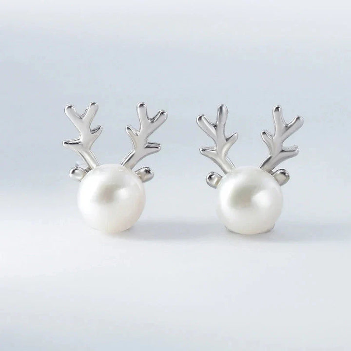 Pendientes de Perla en Forma de Reno