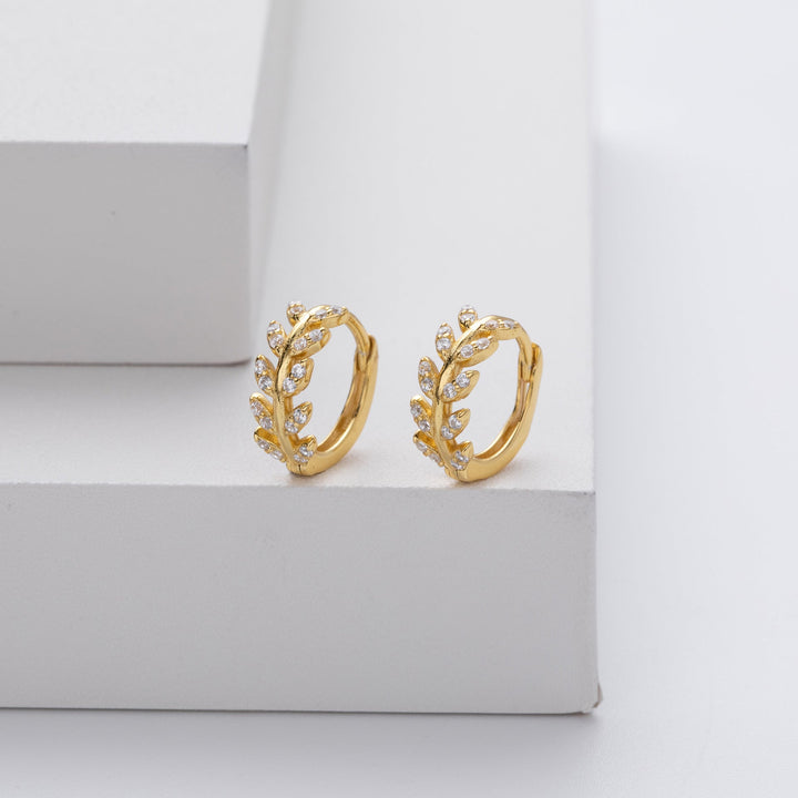 Daniela | Pendientes en forma de hoja con acabado plateado