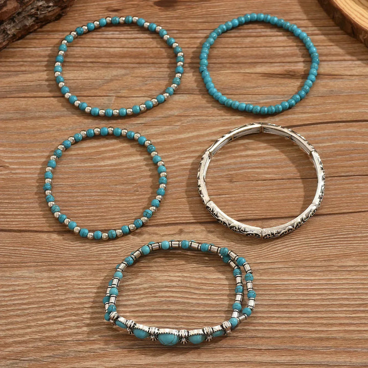 Lucía | Pulsera multicapa de turquesa refinada
