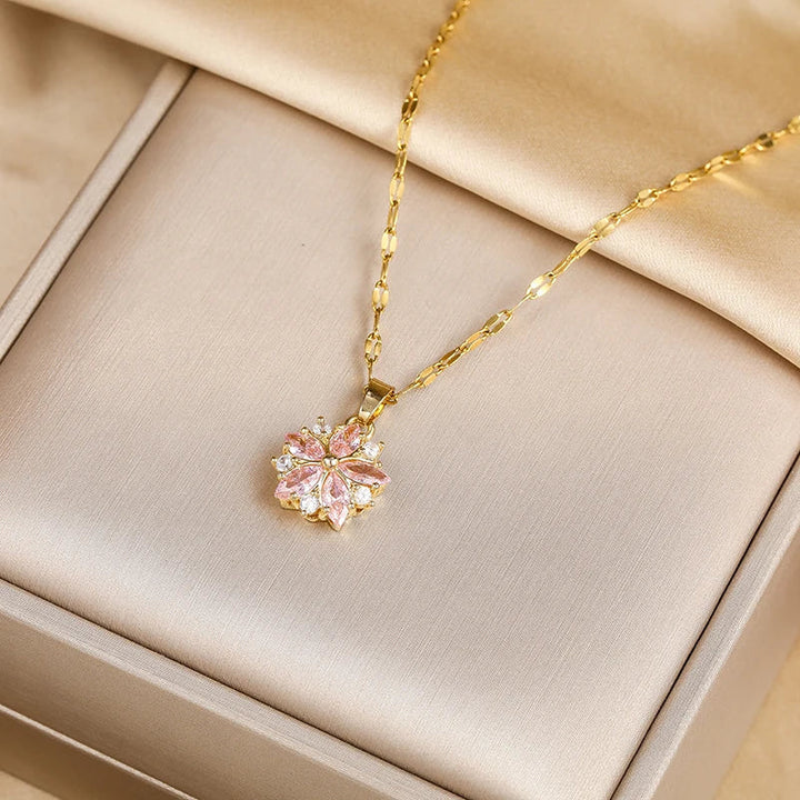Sakura | Collar romántico de rosa con acabado pulido