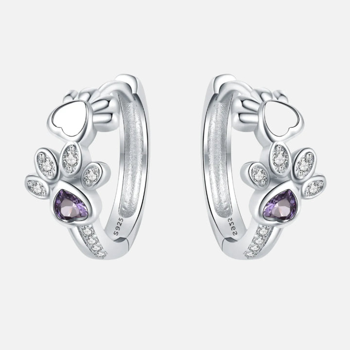 Pendientes Paw Huggie en Plata de Ley 925 – Con Zirconia y Gemas en Forma de Corazón