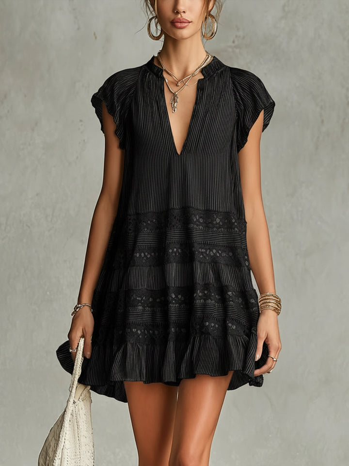 Vestido Mini de Chiffon a Rayas con Encaje y Volantes