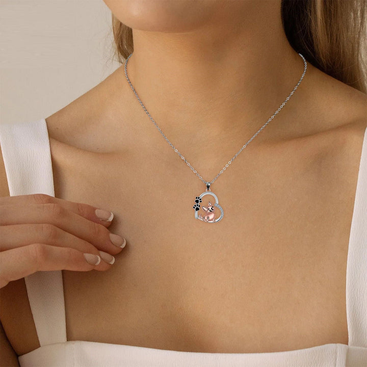 Collar con Colgante de Perro en Forma de Corazón