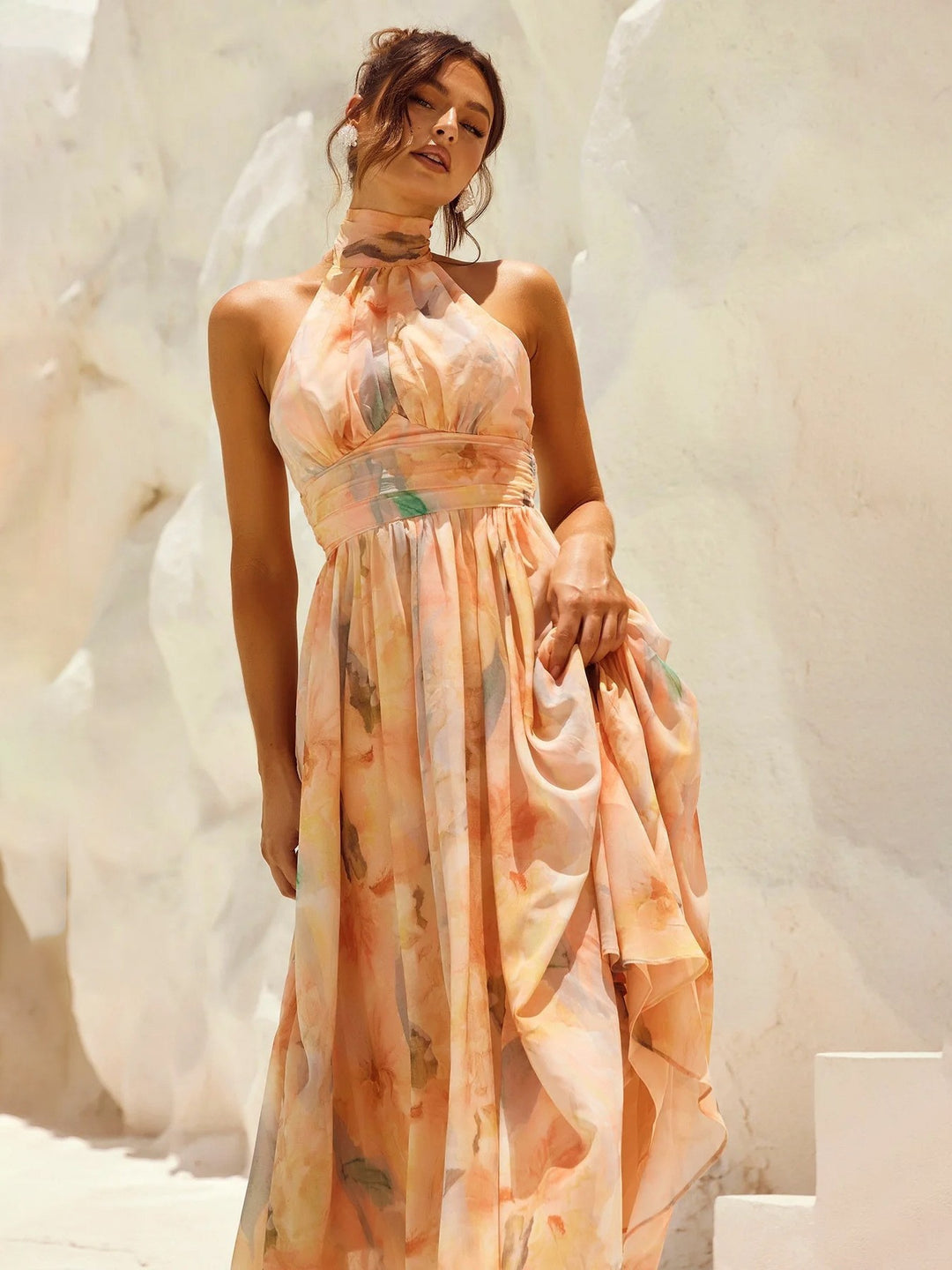 Esther | Vestido de Cuello Halter con Estampado de Acuarela