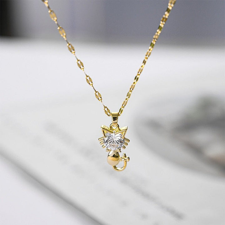 Collar de gato chapado en oro con zirconia