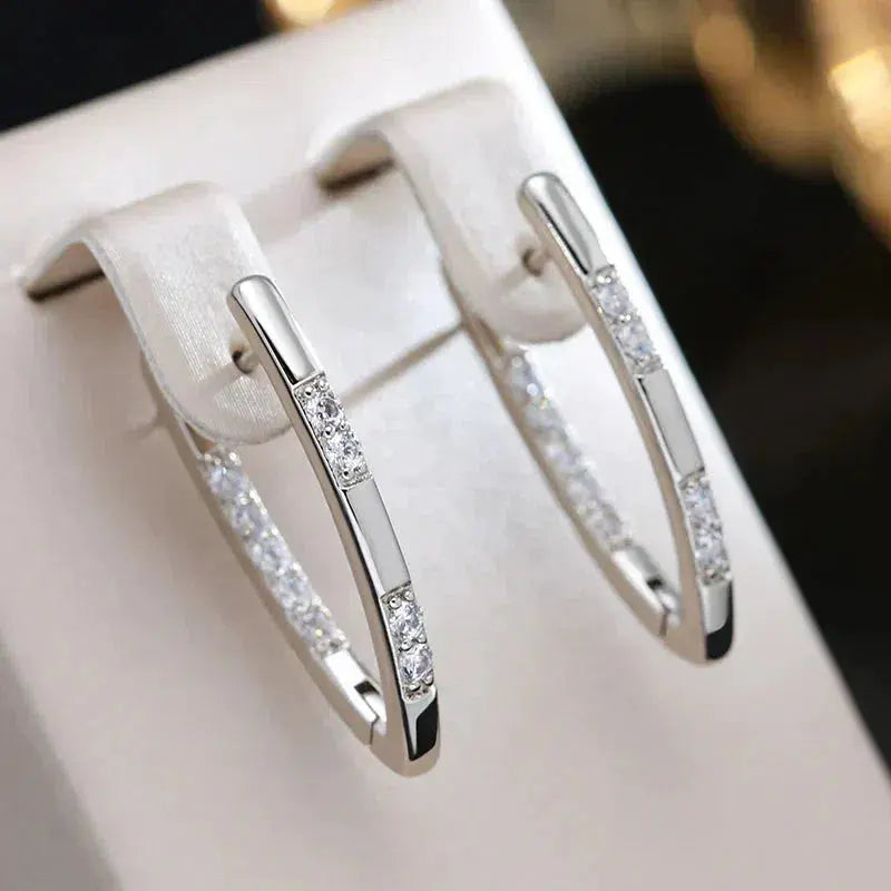 Coral | Pendientes sofisticados con piedras de zirconia