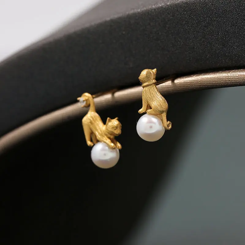 Pendientes de Perlas Doradas Vintage de Kitty
