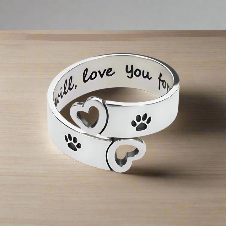 Anillo Ajustable con Huella de Patas y Corazón – Acero Inoxidable