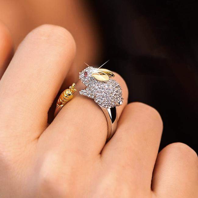 Anillo de Cristal de Conejo y Zanahoria Ajustable Único en Plata